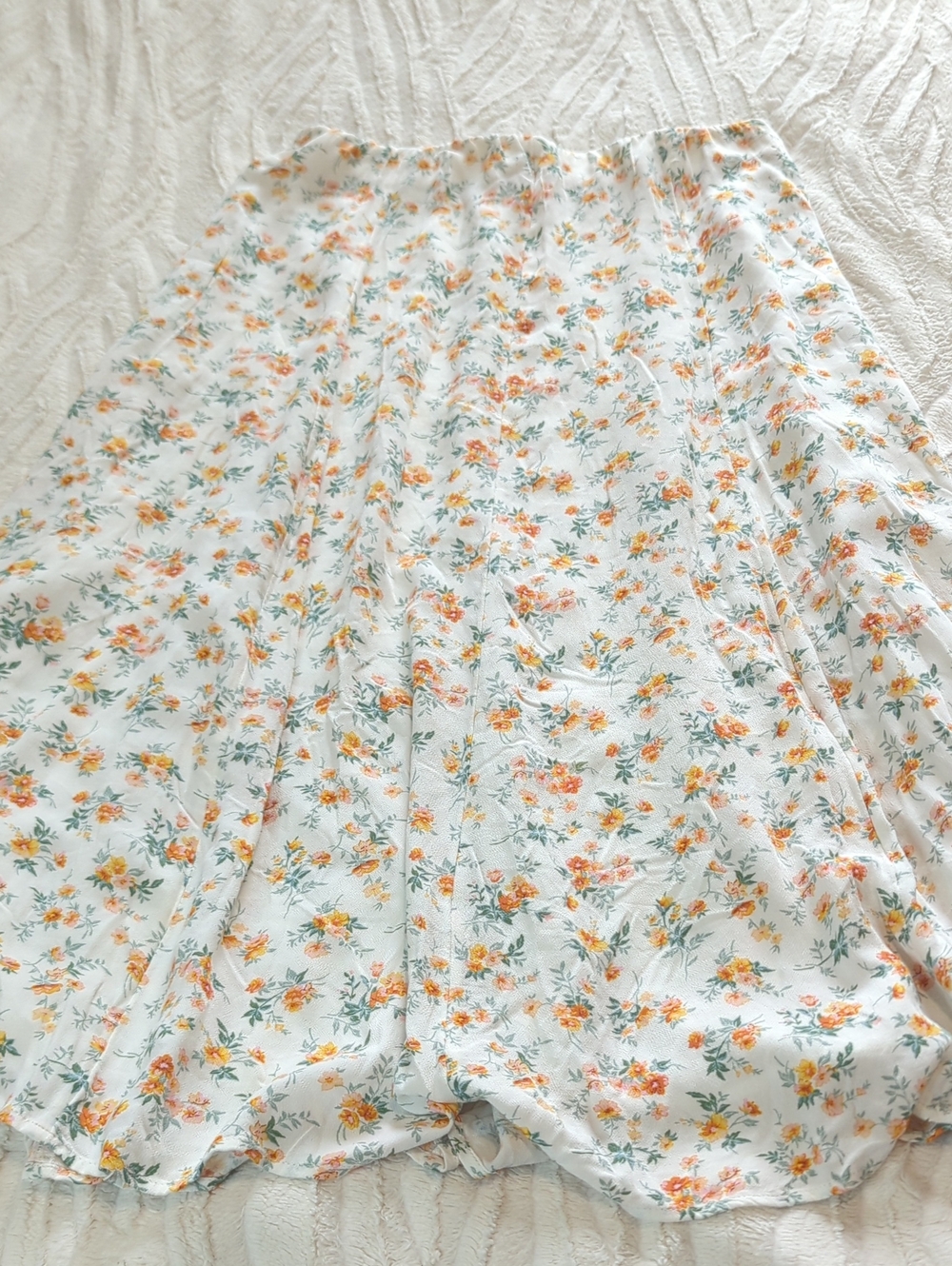 American Eagle Floral Skirt